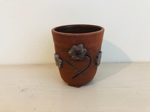 כלי למברשות שיניים